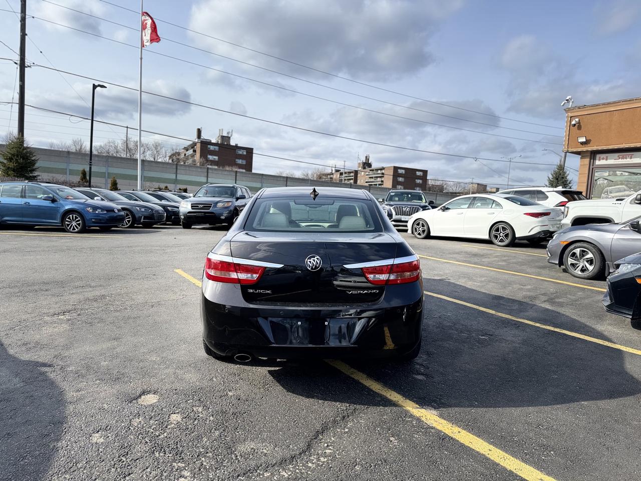 2015 Buick Verano Leather Group   LOW KMS! Photo