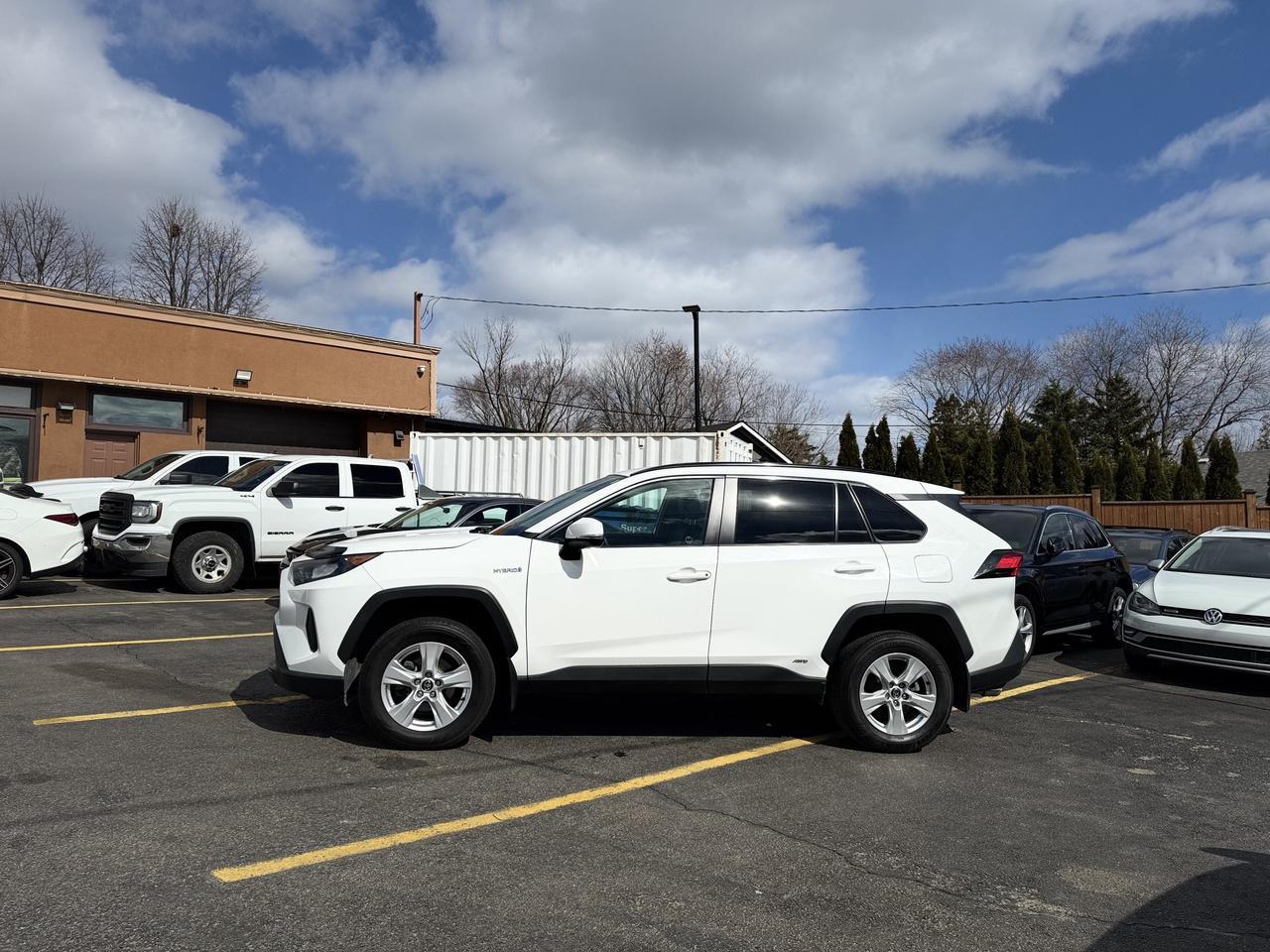 2019 Toyota RAV4 AWD Hybrid   Lthr   Low KMS Photo