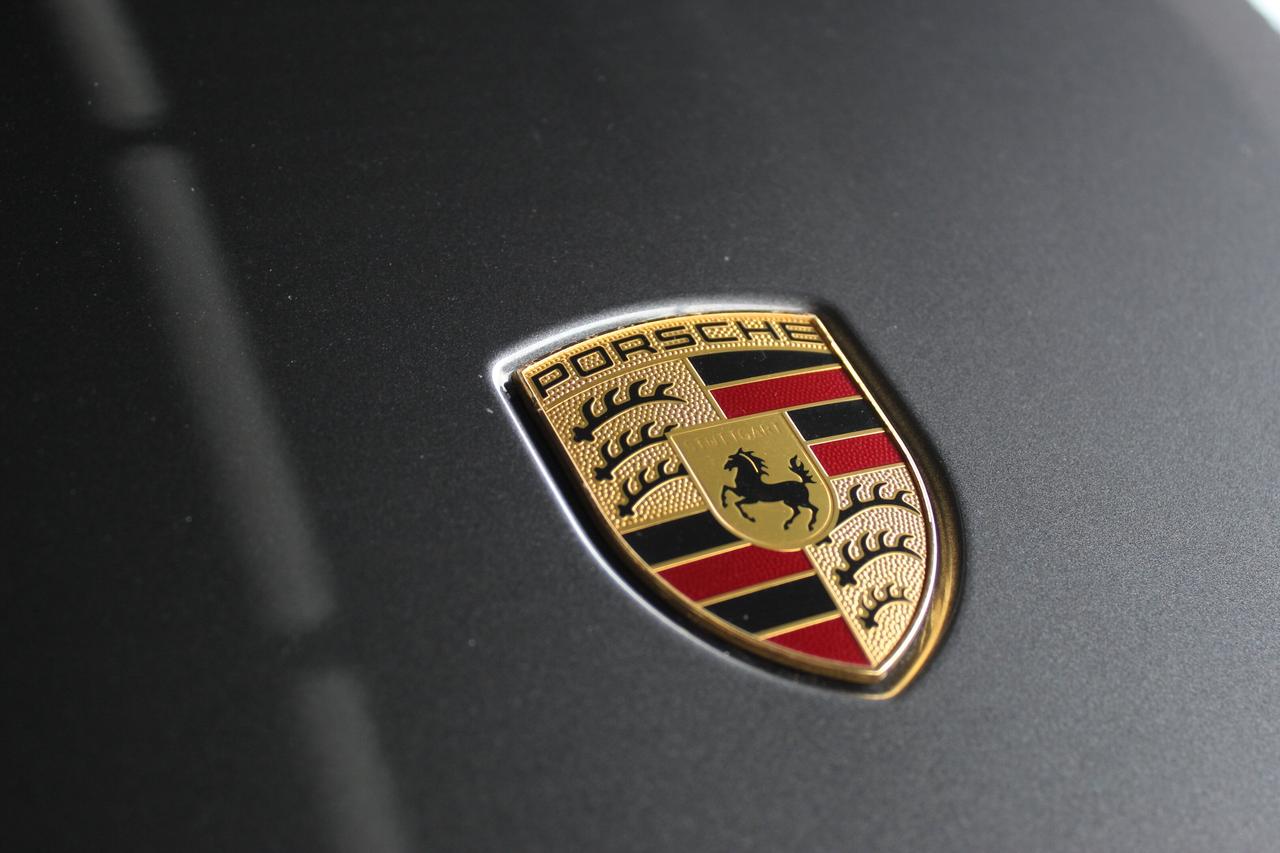 2021 Porsche Cayenne Premium Package Plus, No Accidents, Fully loaded Photo