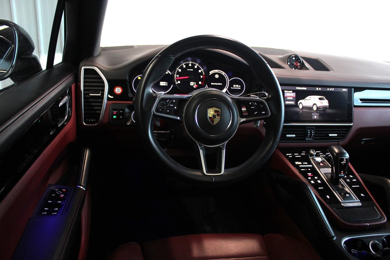 2021 Porsche Cayenne Premium Package Plus, No Accidents, Fully loaded Photo