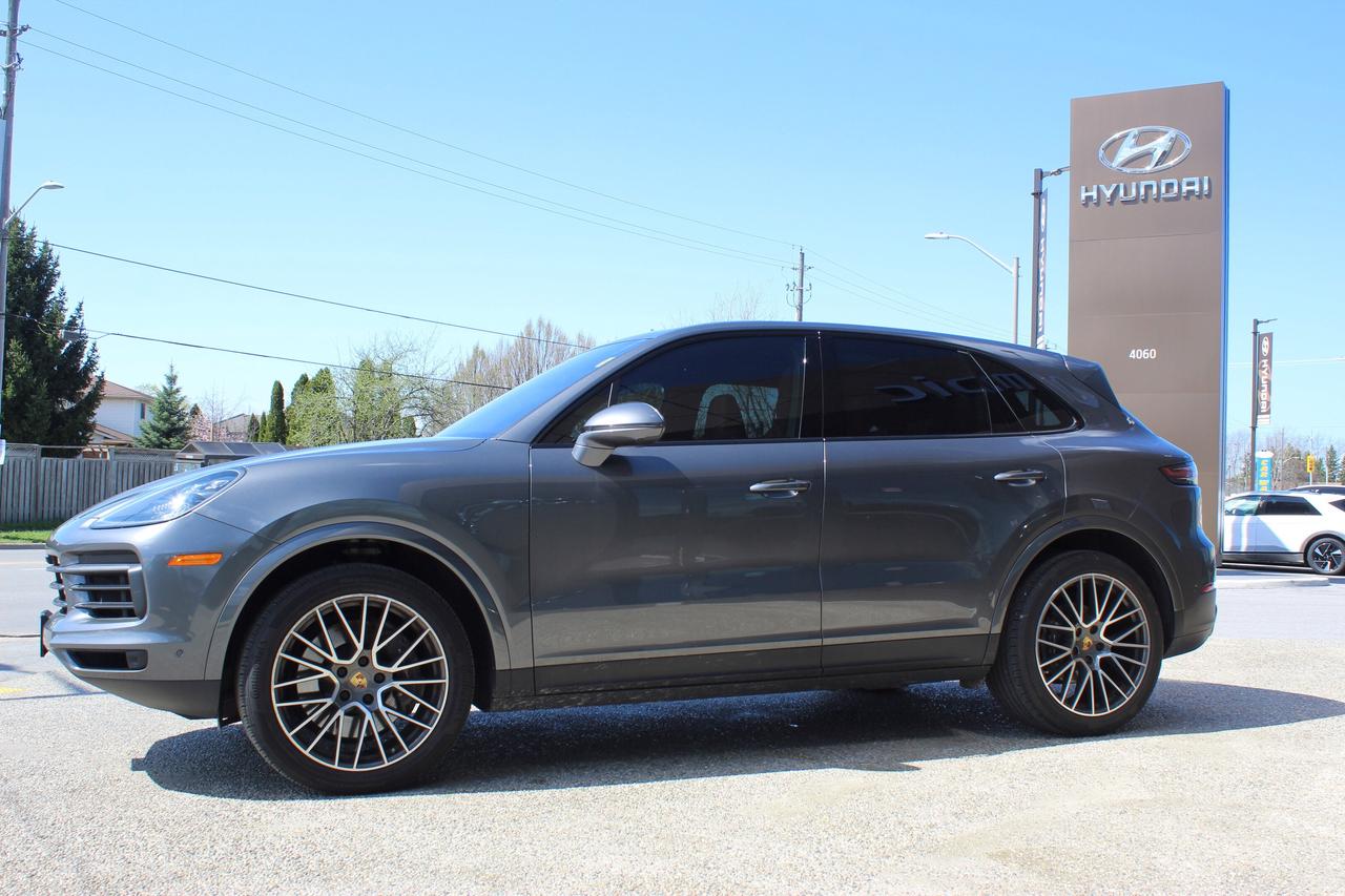 2021 Porsche Cayenne Premium Package Plus, No Accidents, Fully loaded Photo