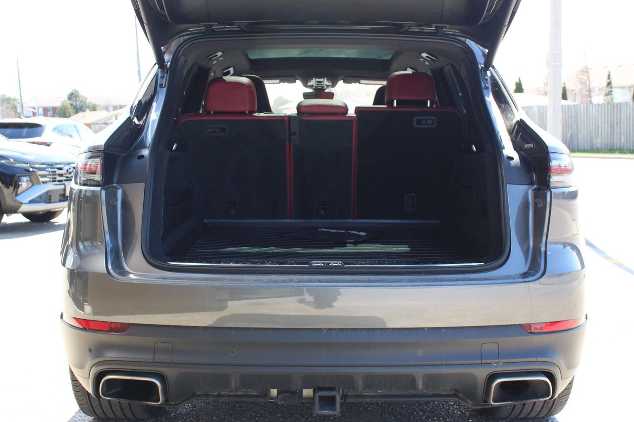 2021 Porsche Cayenne Premium Plus Package, 21in RS Spyder Design Wheels Photo4