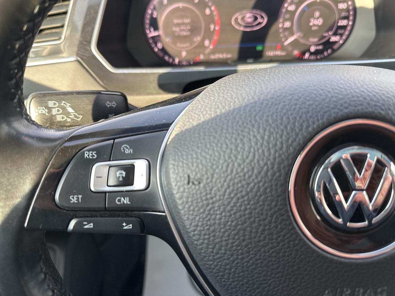 2018 Volkswagen Tiguan Highline 4MOTION Photo