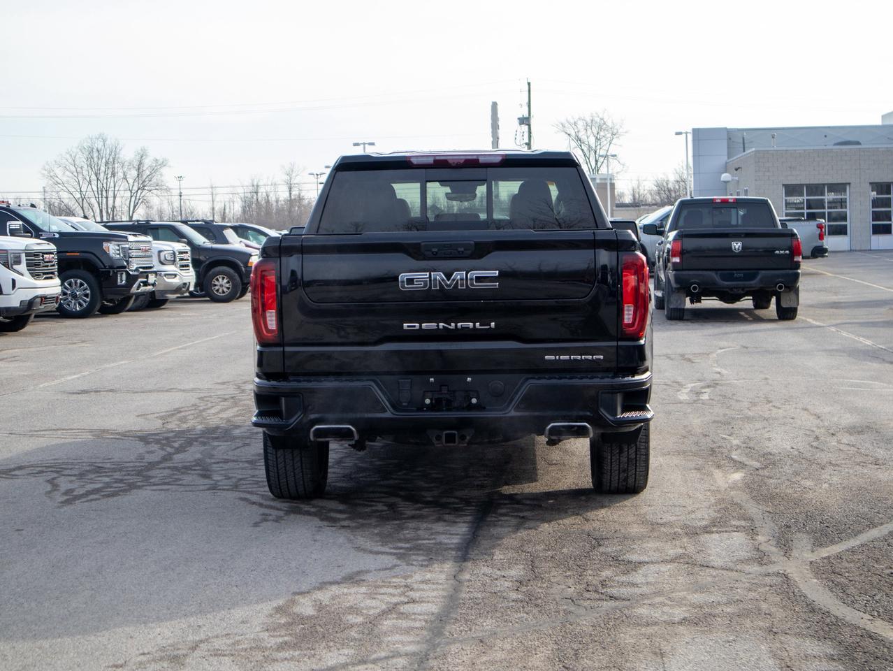 2023 GMC Sierra 1500 Denali Ultimate Photo