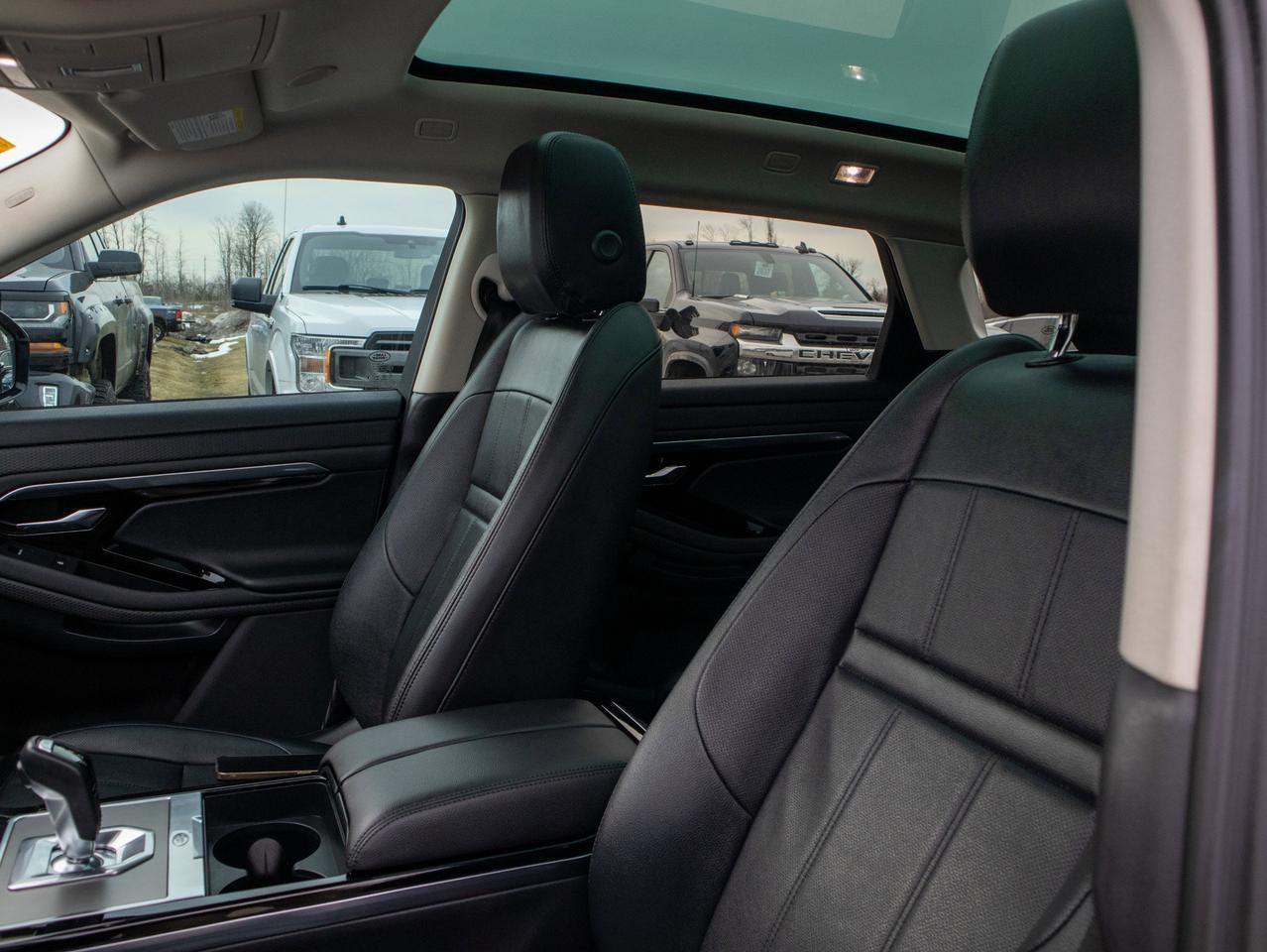 2023 Land Rover Range Rover Evoque S - Remote Trunk Release   Heated Steering Photo