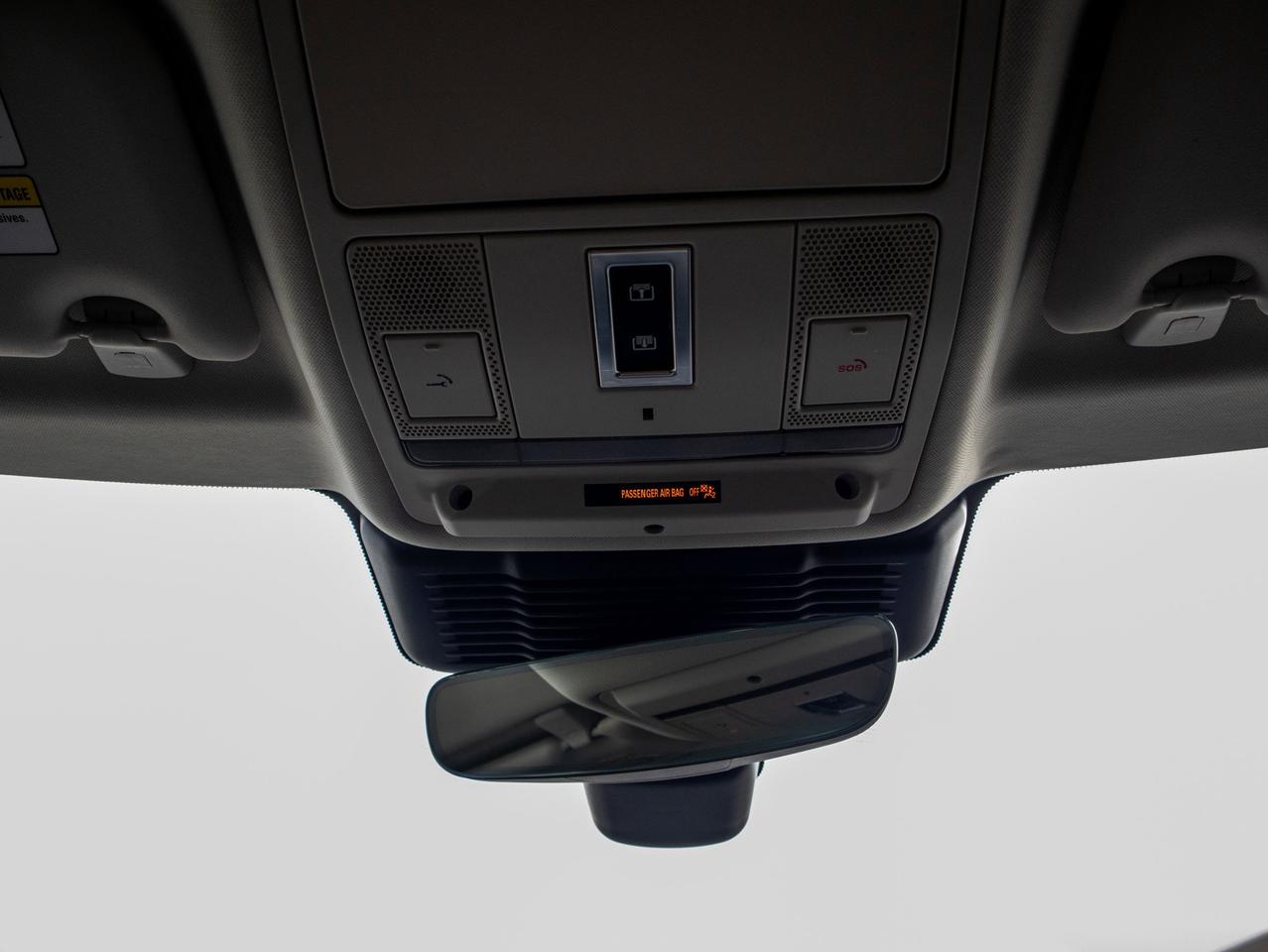 2023 Land Rover Range Rover Evoque S - Remote Trunk Release   Heated Steering Photo
