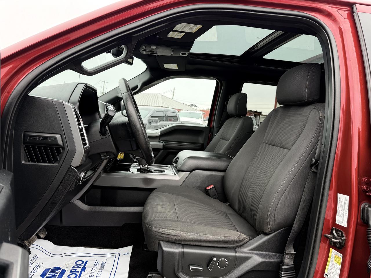 2016 Ford F-150 XLT LIFT/WHEEL/TIRE PKG!! Photo