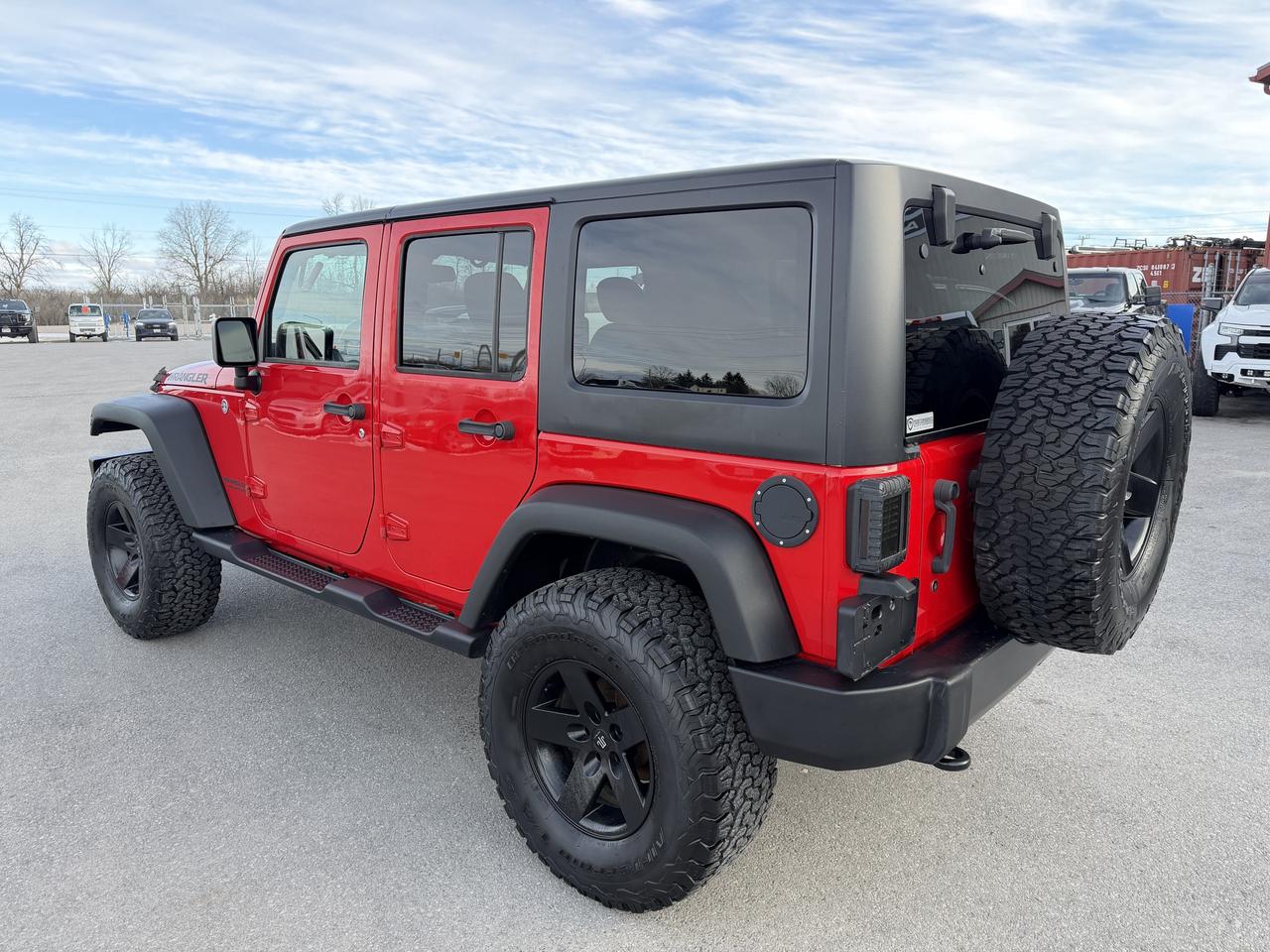 2017 Jeep WRANGLER UNLIMITED 4WD 4 DOOR Photo