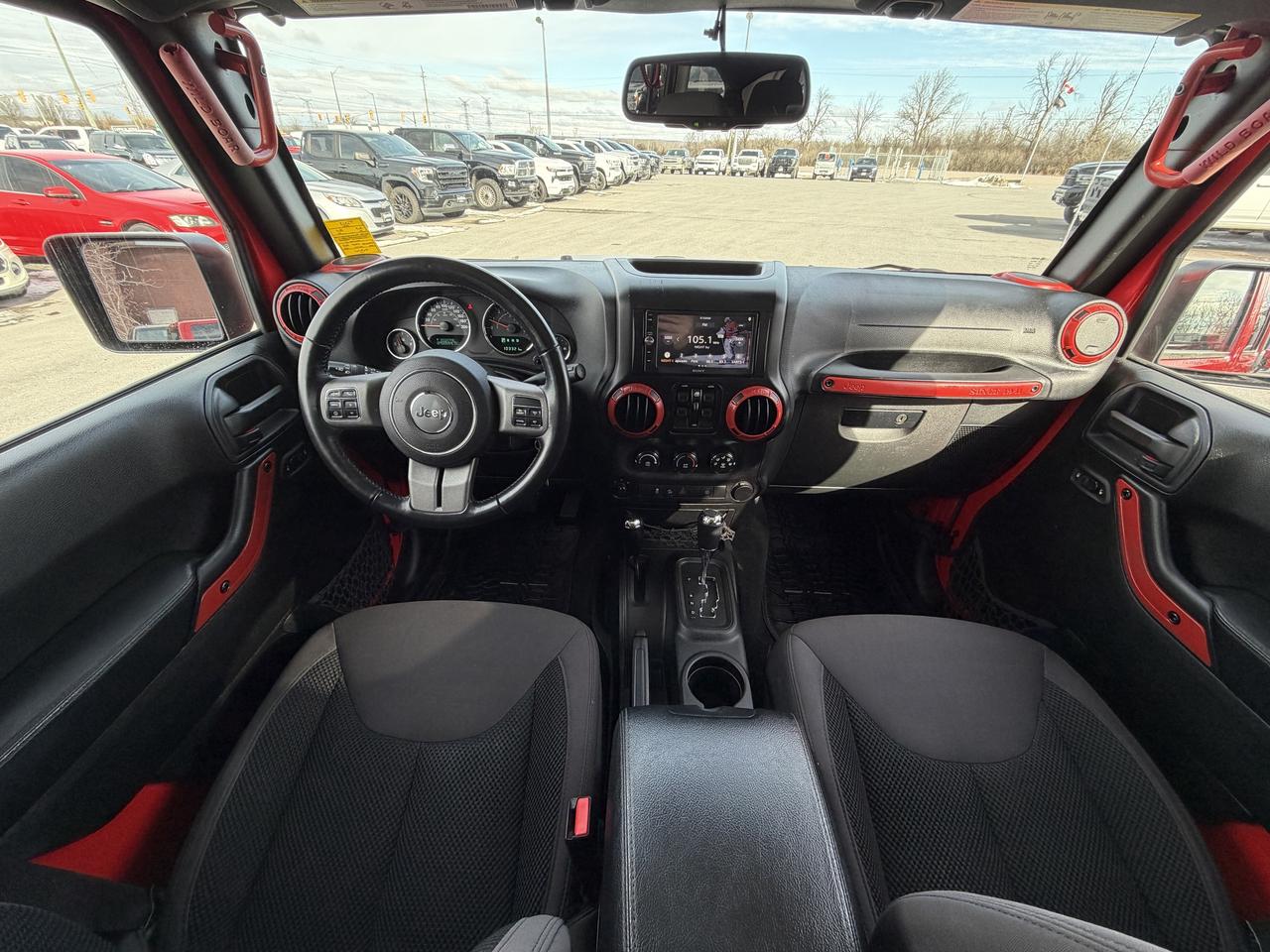 2017 Jeep WRANGLER UNLIMITED 4WD 4 DOOR Photo