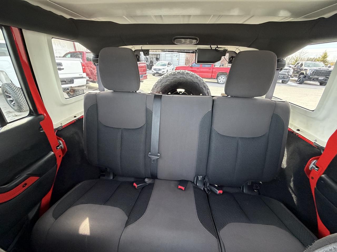 2017 Jeep WRANGLER UNLIMITED 4WD 4 DOOR Photo