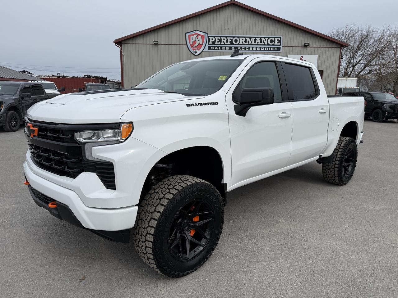 2025 Chevrolet Silverado 1500 LT LIFT/WHEEL/TIRE/LEATHER PKG!! Photo0