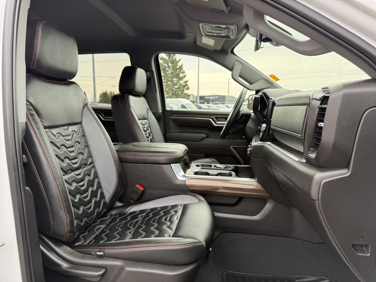 2025 Chevrolet Silverado 1500 LT LIFT/WHEEL/TIRE/LEATHER PKG!! Photo