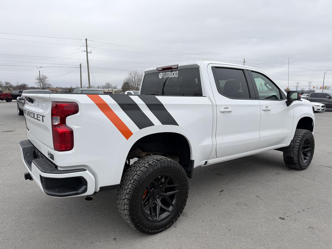 2025 Chevrolet Silverado 1500 LT LIFT/WHEEL/TIRE/LEATHER PKG!! Photo