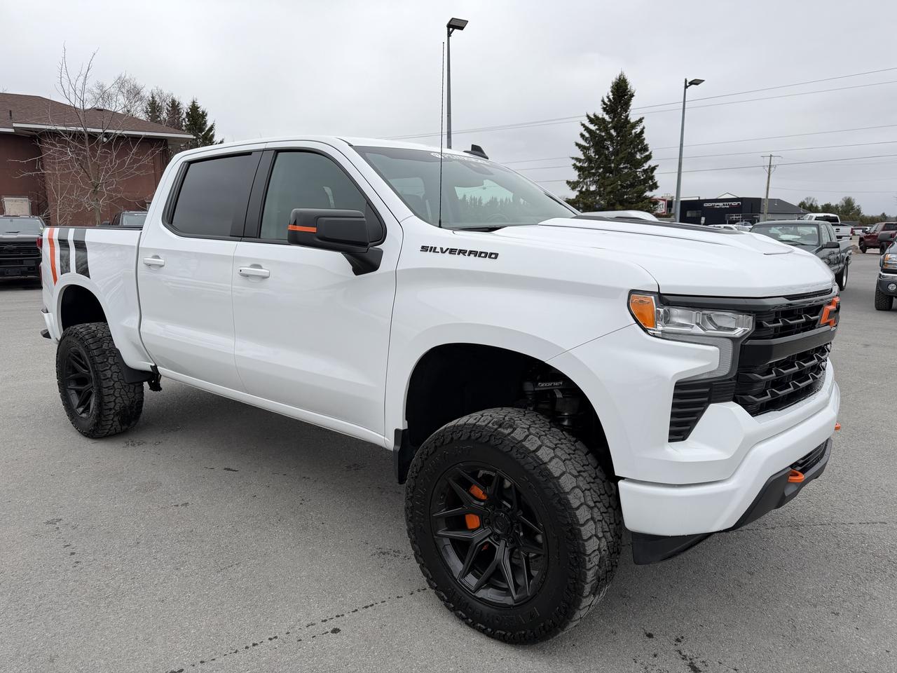 2025 Chevrolet Silverado 1500 LT LIFT/WHEEL/TIRE/LEATHER PKG!! Photo