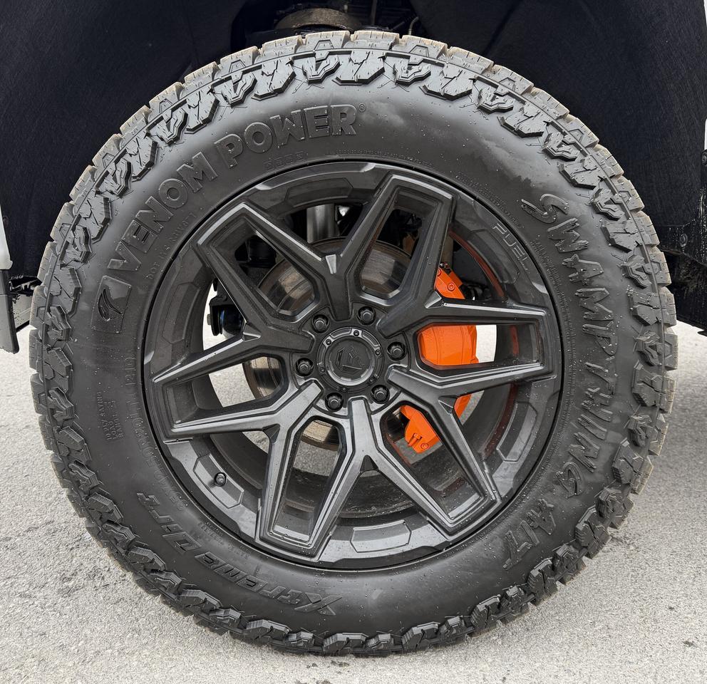 2025 Chevrolet Silverado 1500 LT LIFT/WHEEL/TIRE/LEATHER PKG!! Photo