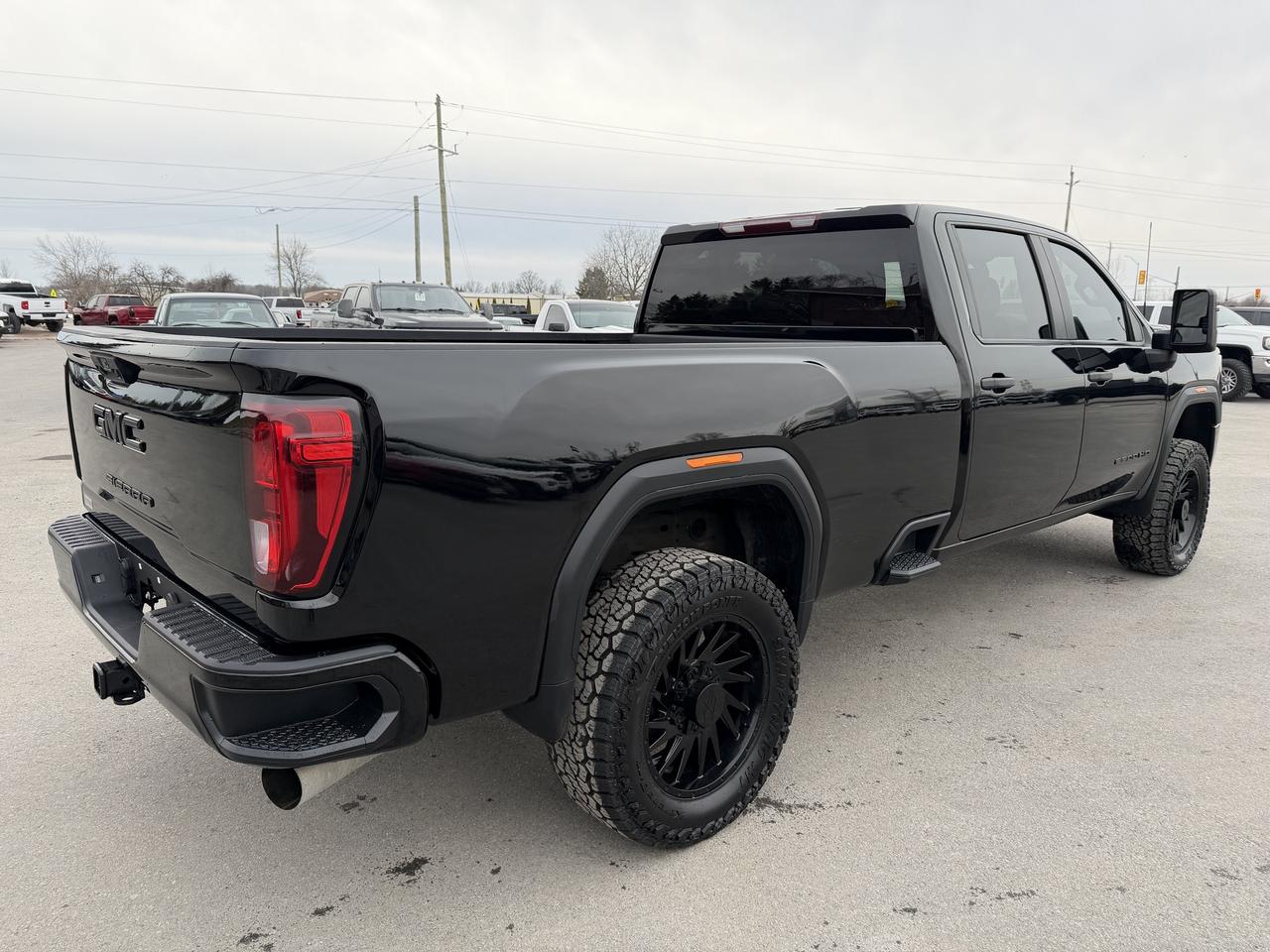 2022 GMC SIERRA 2500HD CREW LONG BOX LEVEL/WHEEL/TIRE PKG!! Photo