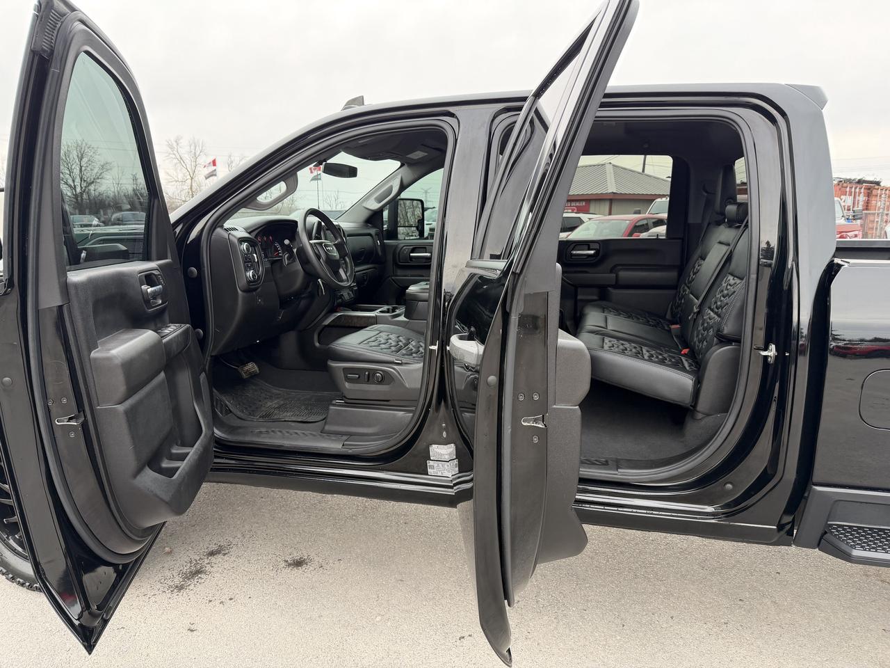 2022 GMC SIERRA 2500HD CREW LONG BOX LEVEL/WHEEL/TIRE PKG!! Photo