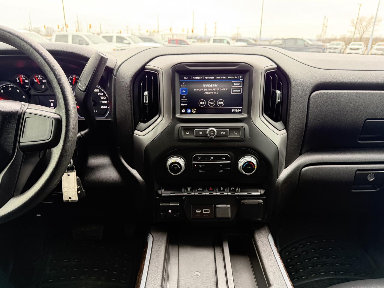 2022 GMC SIERRA 2500HD CREW LONG BOX LEVEL/WHEEL/TIRE PKG!! Photo