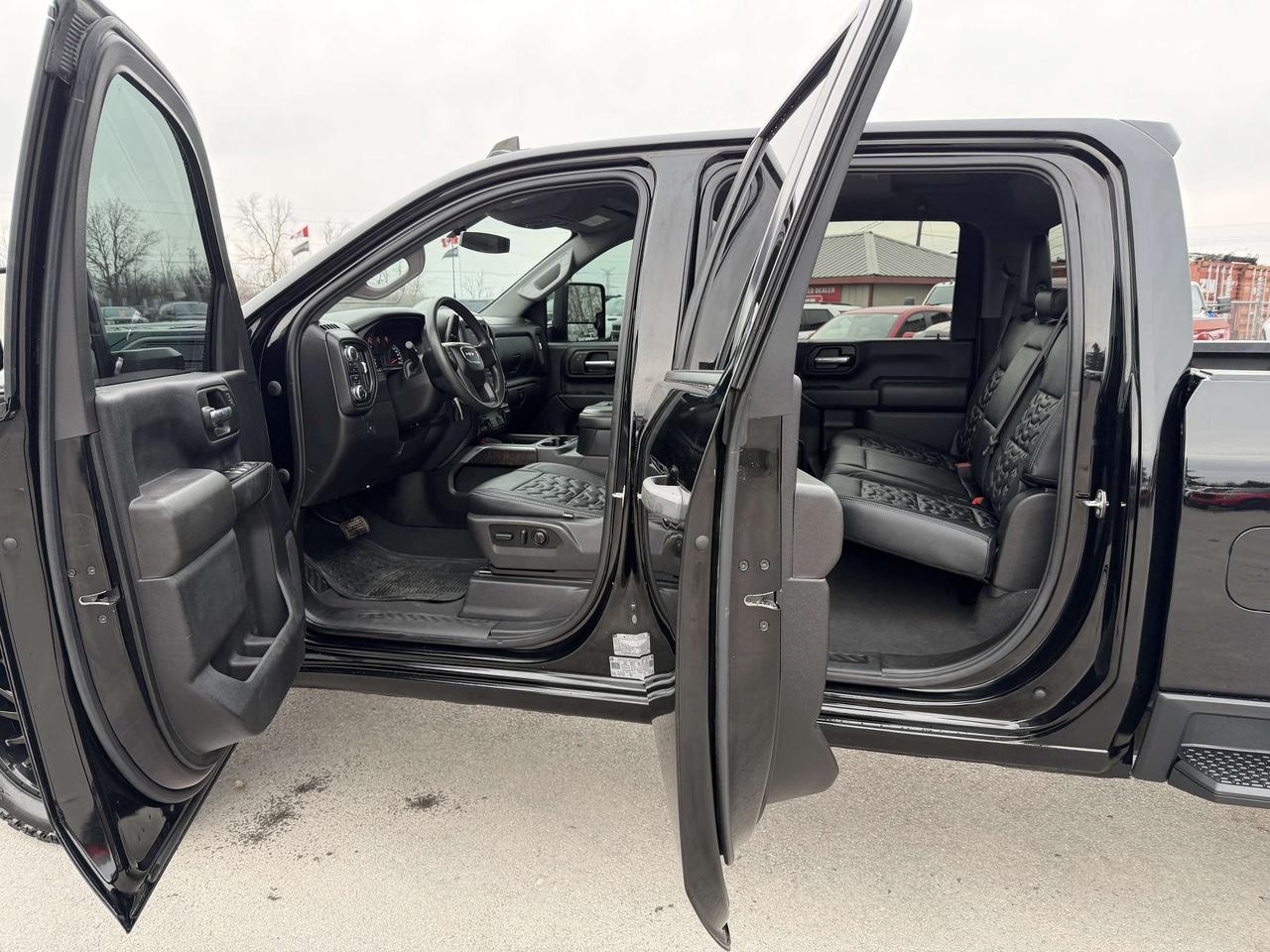 2022 GMC SIERRA 2500HD CREW LONG BOX LEVEL/WHEEL/TIRE PKG!! Photo