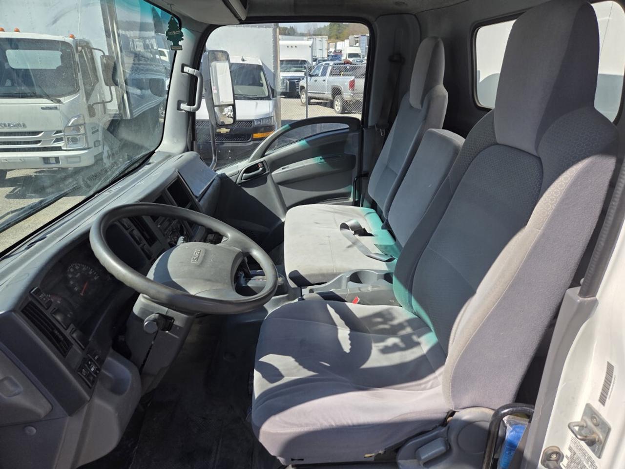 2019 Isuzu NPR NPD HD - 20Ft - V8 Gasoline - Ramp Photo