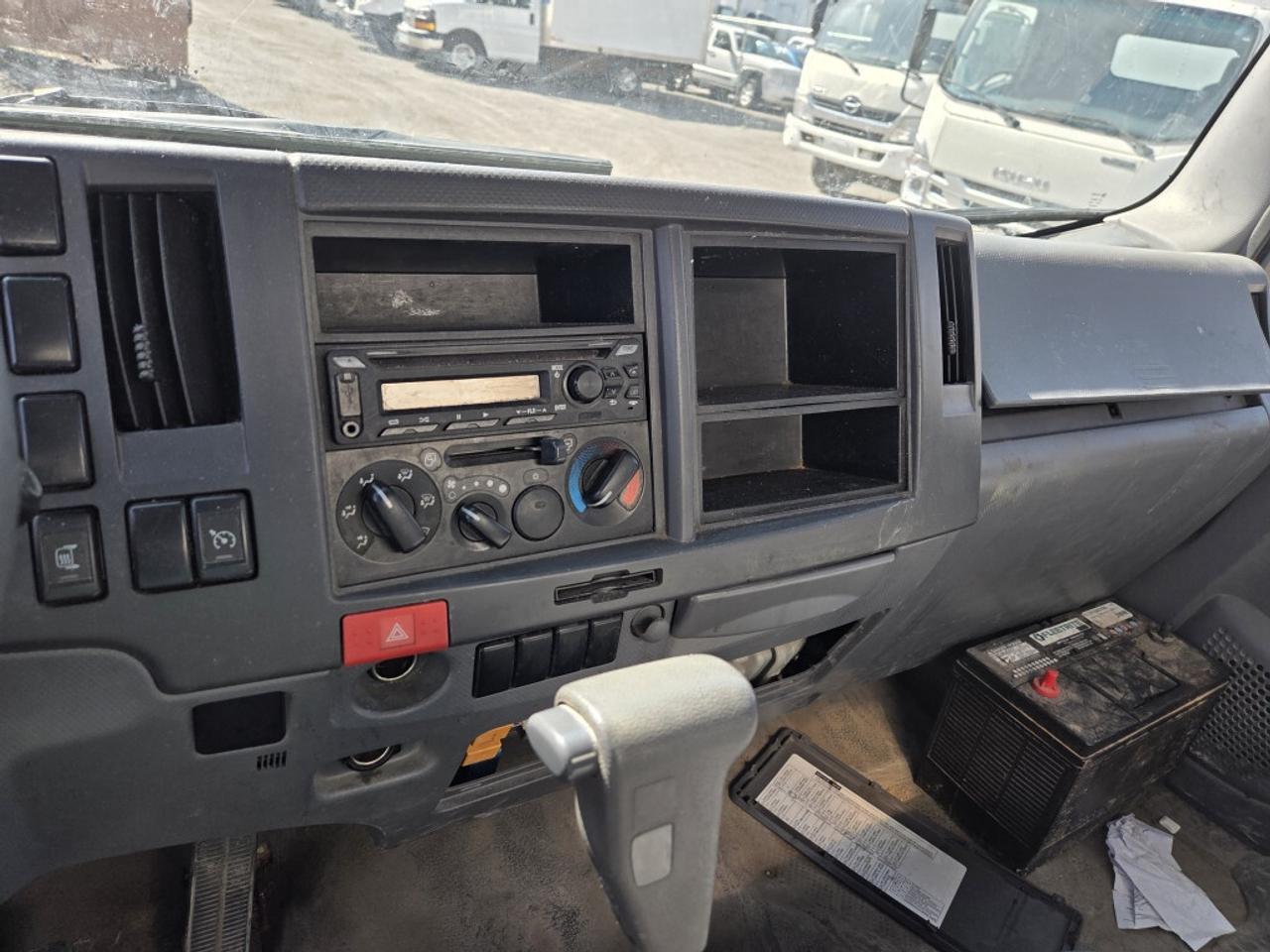 2019 Isuzu NPR NPD HD - 20Ft - V8 Gasoline - Ramp Photo