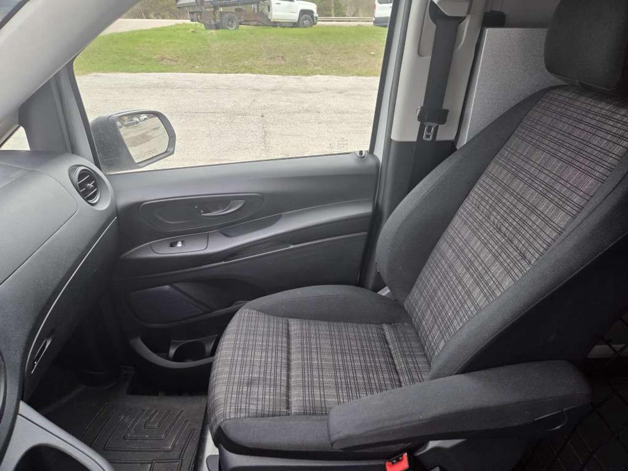 2019 Mercedes-Benz Metris Cargo Van 135WB - Gasoline - Shelves - CCV-507616 - -None Photo