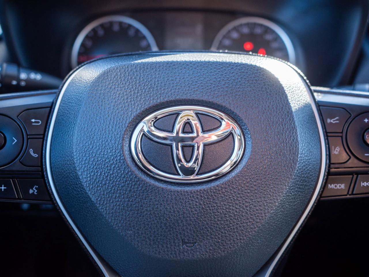 2021 Toyota RAV4 XLE - Power Liftgate   Adaptive Cruise Control Photo