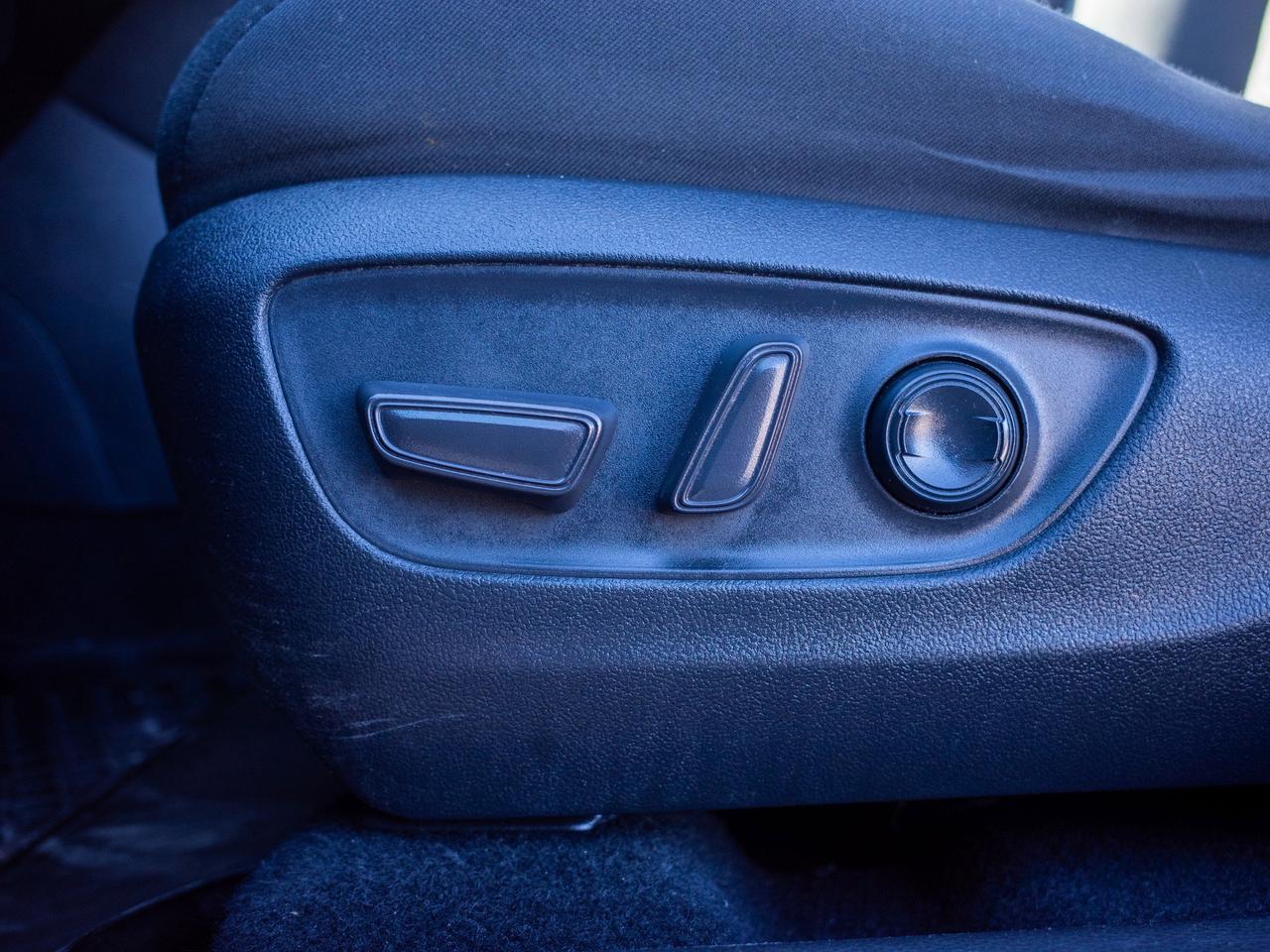 2021 Toyota RAV4 XLE - Power Liftgate   Adaptive Cruise Control Photo