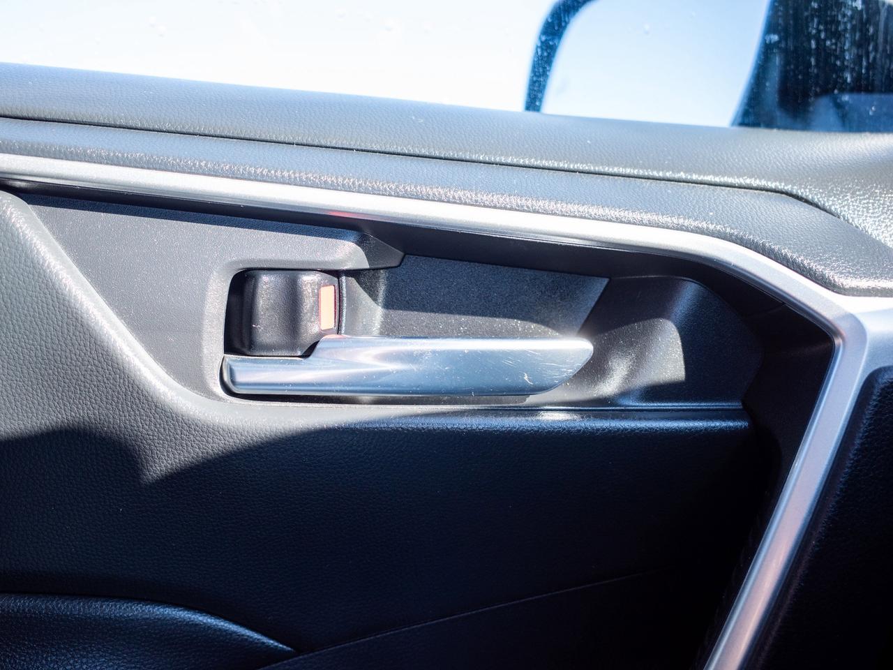 2021 Toyota RAV4 XLE - Power Liftgate   Adaptive Cruise Control Photo
