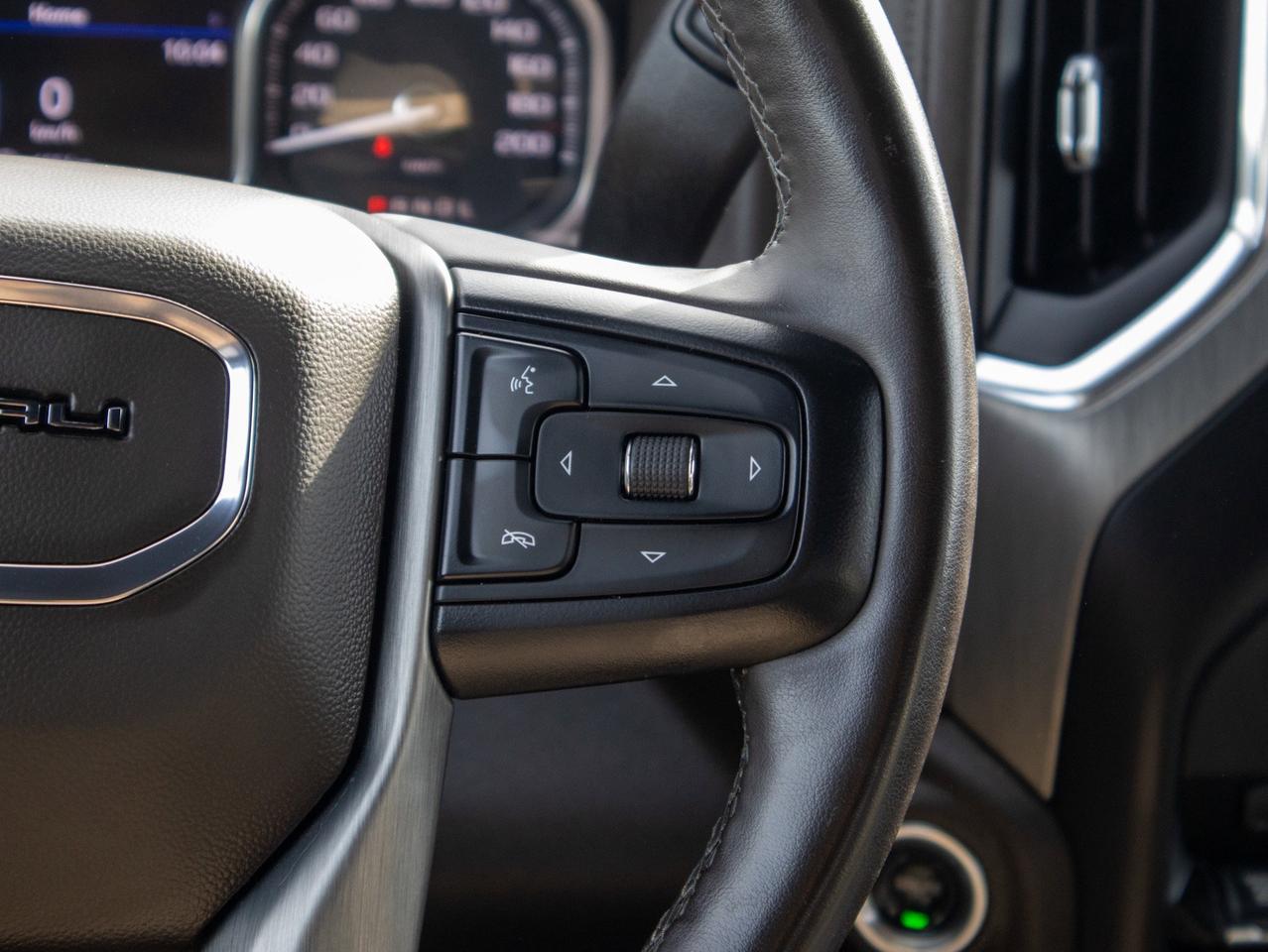 2023 GMC SIERRA 2500HD Denali - Heated Rear Seats   Parking Aid Photo