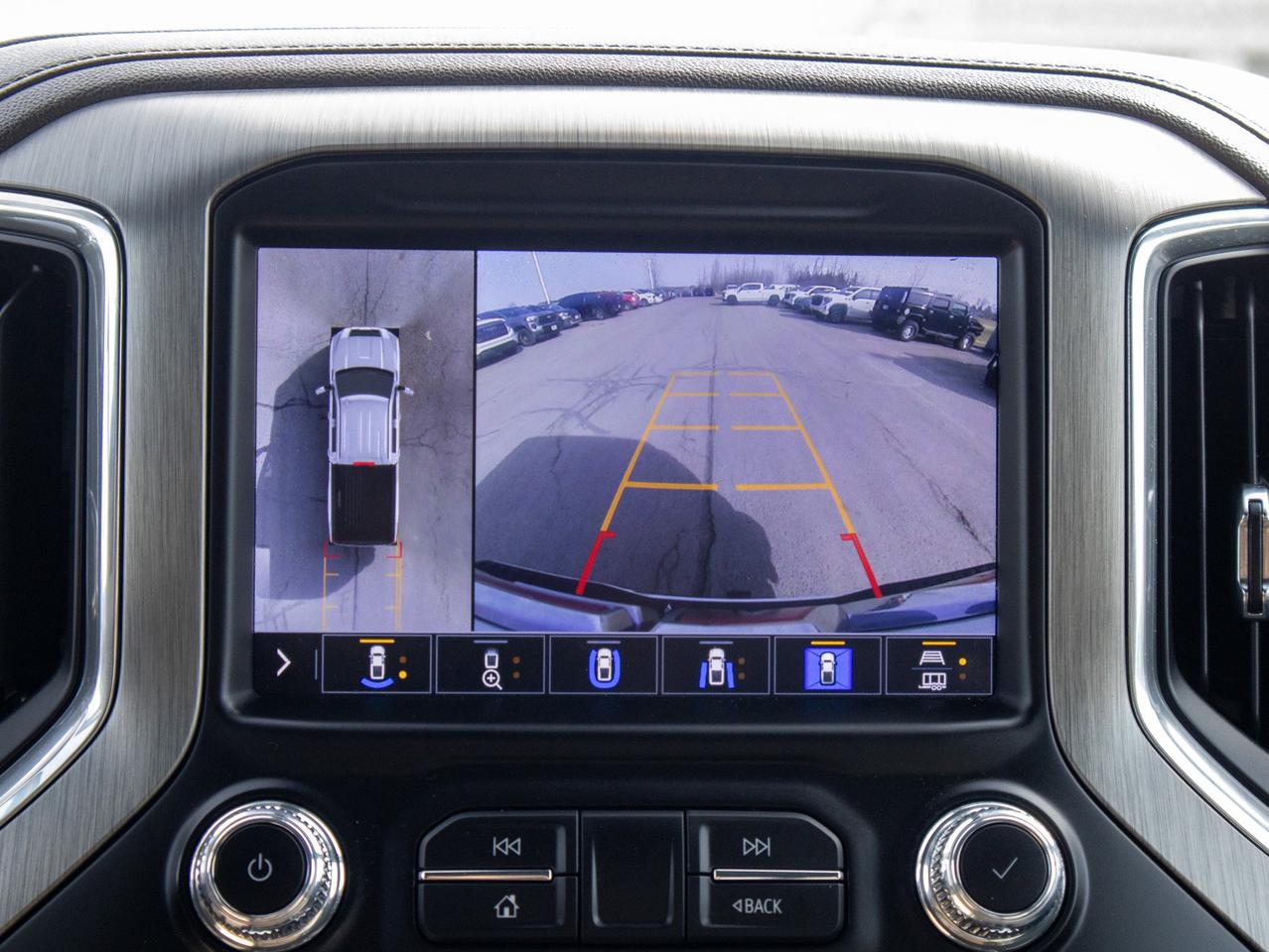 2023 GMC SIERRA 2500HD Denali - Heated Rear Seats   Parking Aid Photo