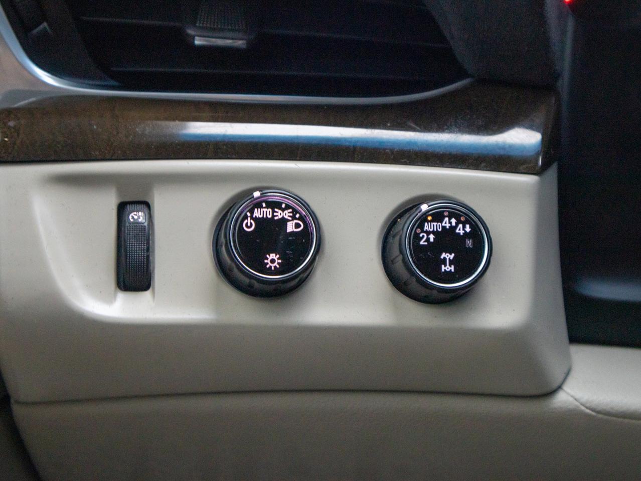 2019 Cadillac Escalade LUXURY Photo