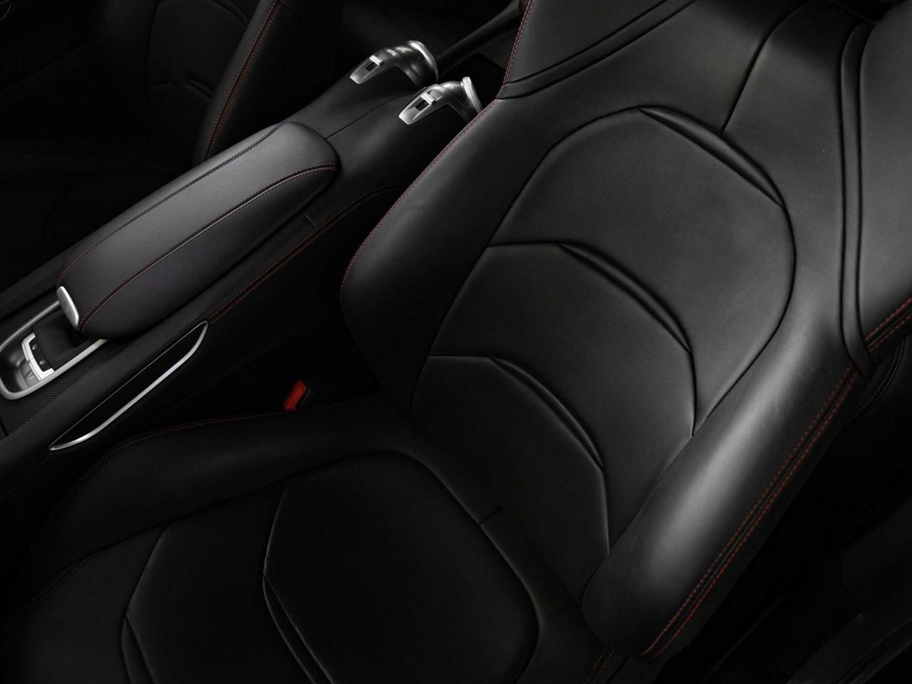 2018 Ferrari GTC4Lusso V12   Warranty till December 2026 Photo