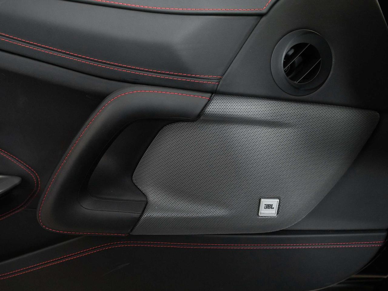 2018 Ferrari GTC4Lusso V12   Warranty till December 2026 Photo