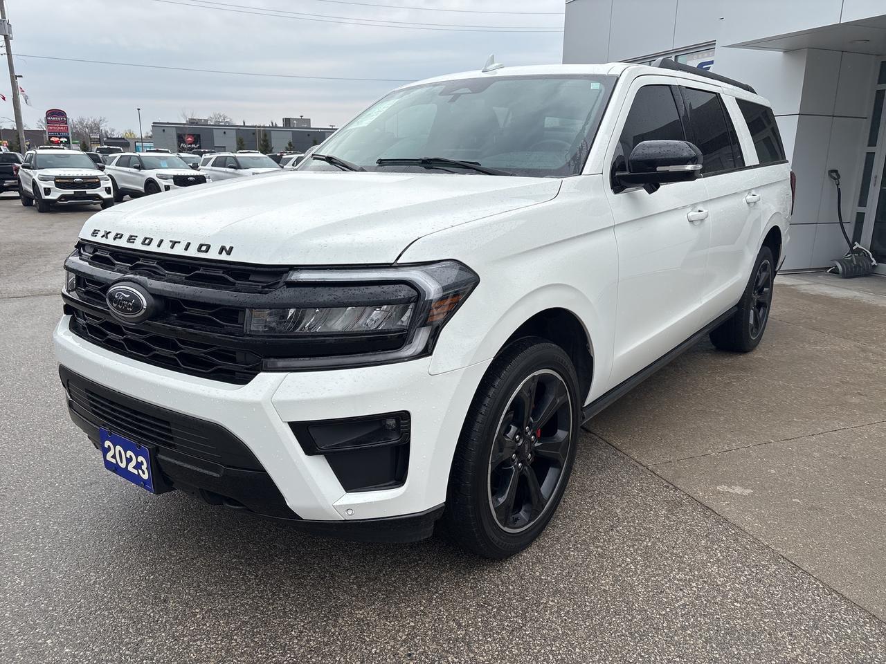 2023 Ford Expedition Limited MAX Photo