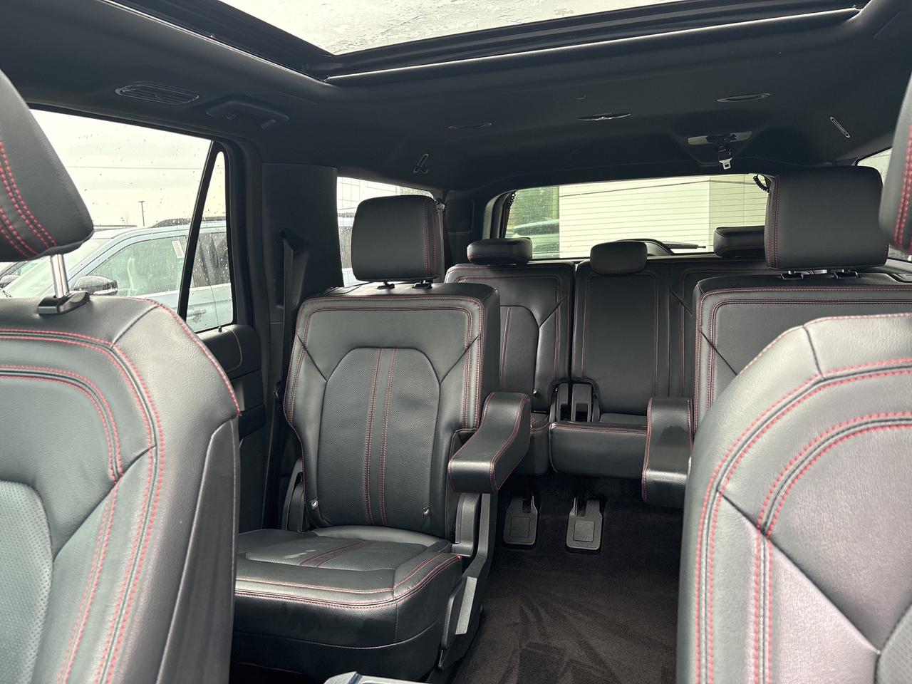 2023 Ford Expedition Limited MAX Photo