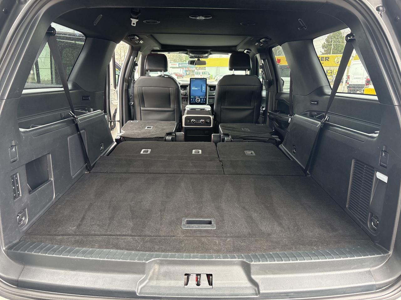 2023 Ford Expedition Limited MAX Photo