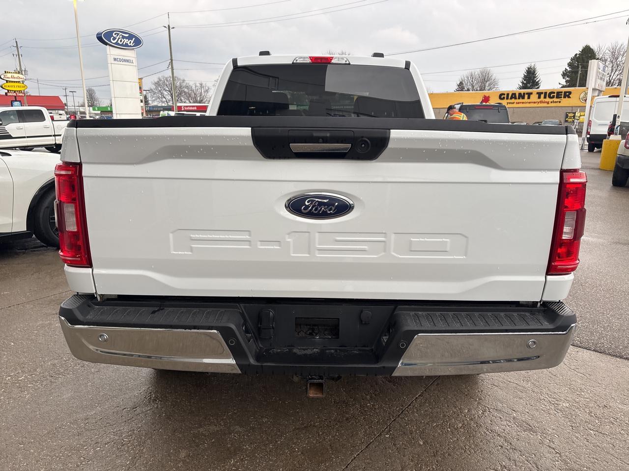 2022 Ford F-150 XLT Photo3