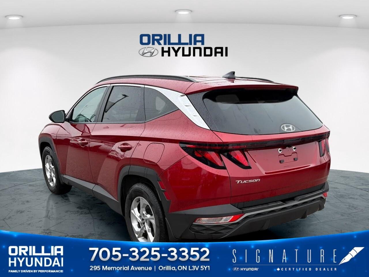 2023 Hyundai Tucson PREFERRED FWD Photo2