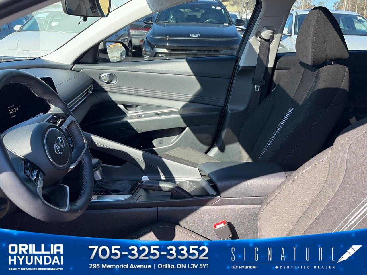 2023 Hyundai Elantra Preferred IVT w/Tech Pkg Photo