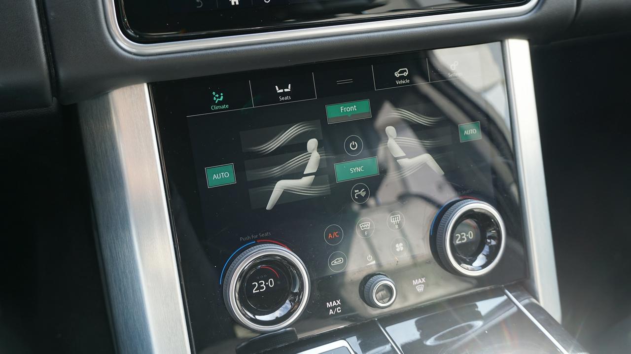 2020 Land Rover Range Rover HSE TD6 MERDIAN DRIVER PRO PK HEADS UP DISPLAY Photo