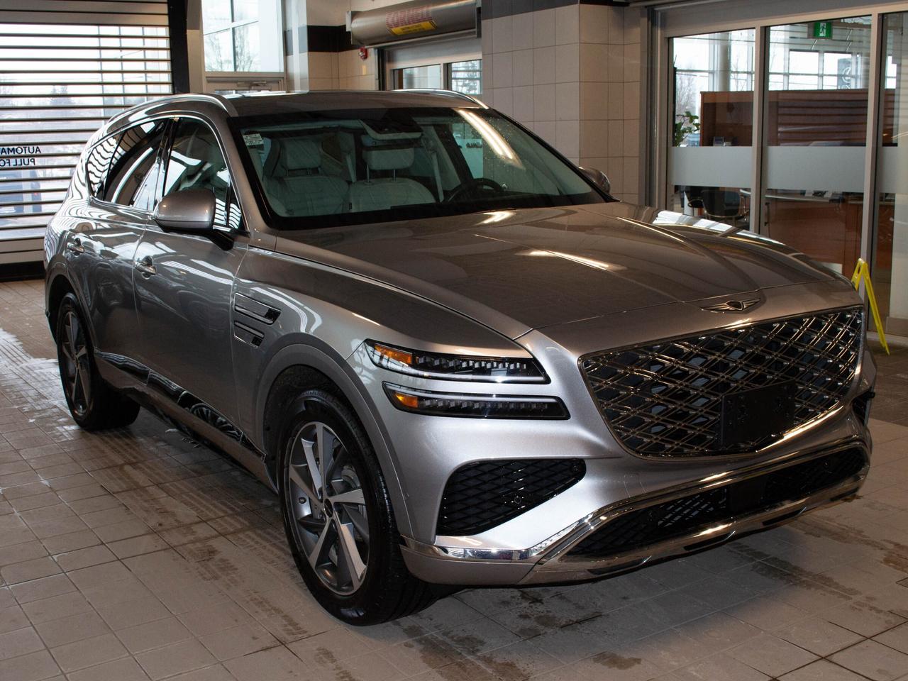 2025 Genesis GV80 2.5T Advanced w/Tech Pkg 5P Photo2