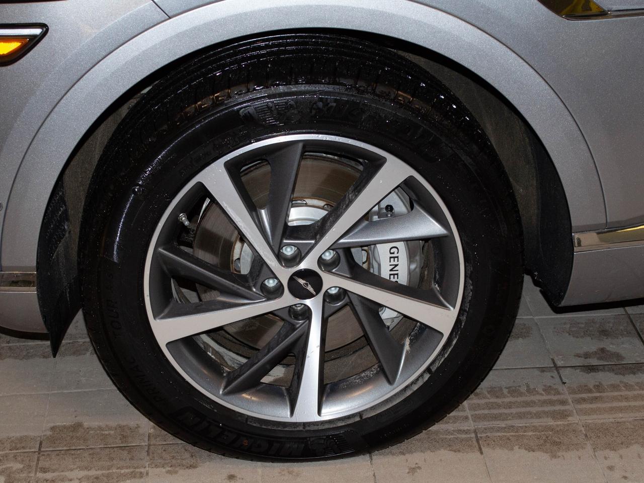 2025 Genesis GV80 2.5T Advanced w/Tech Pkg 5P Photo