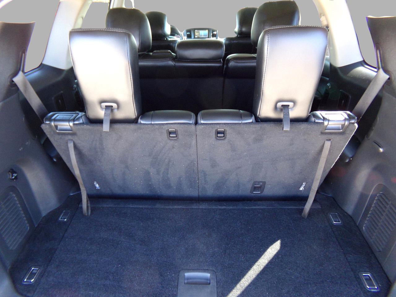 2016 Nissan Pathfinder SL AWD LEATHER Photo