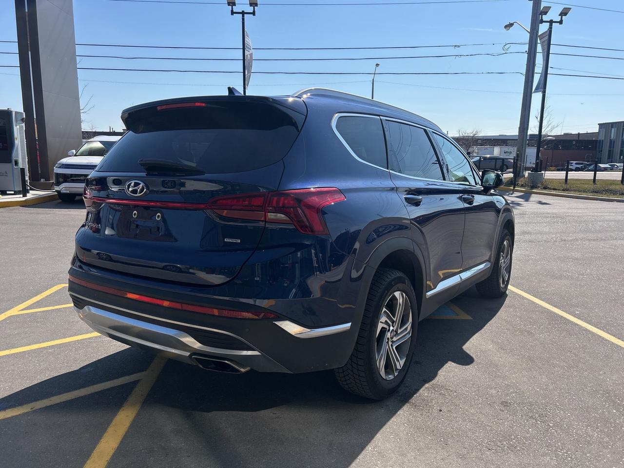 2023 Hyundai Santa Fe Preferred AWD   Starting from 5.29% OAC Photo
