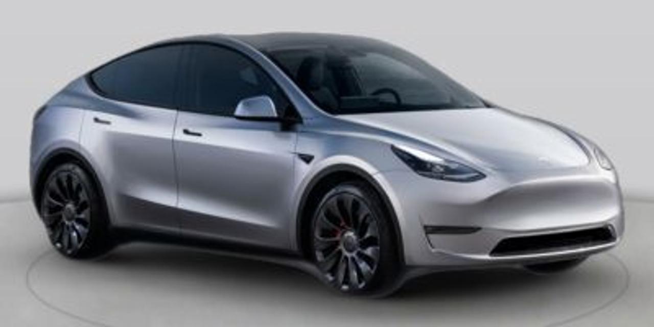 2024 Tesla Model Y EXTREMLY CLEAN - ROOF RACK - NO ACCIDENT Photo