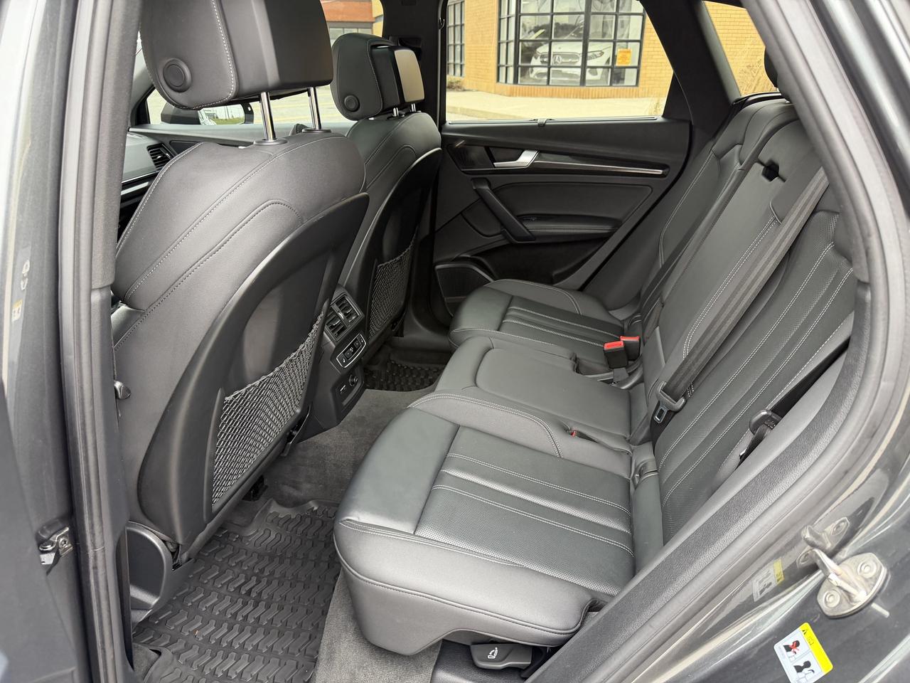 2021 Audi SQ5 Technik Cooled Seat Heads Up 360 Camera Photo