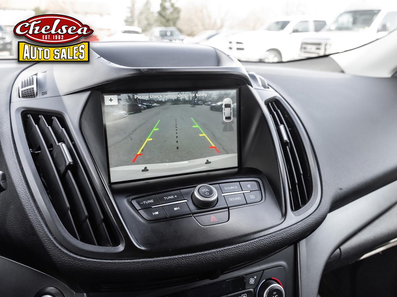 2019 Ford Escape SEL 4WD Photo
