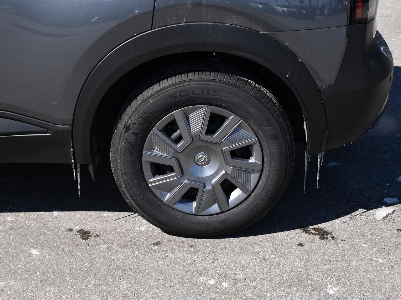 2025 Nissan Kicks S  - Certified - Heated Seats Photo