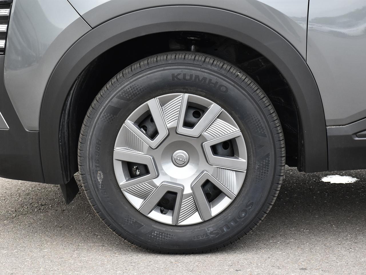 2025 Nissan Kicks S  - Certified - Heated Seats Photo